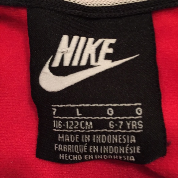 Nike Zip-Up Track Jacket Size 6-7 Years - Picture 3 of 3